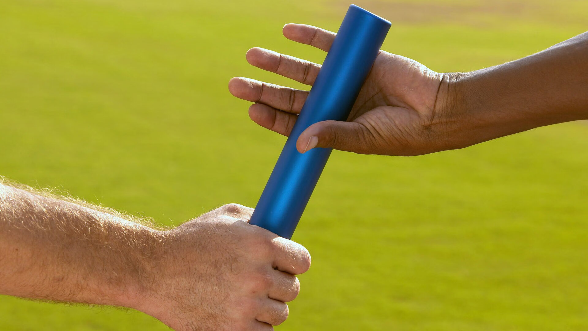 欧冠淘汰赛之夜，当莱奥撕开钢铁防线，巨星价值在刀锋上闪耀